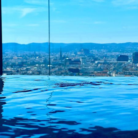 Panorama Sky Apartment I Rooftop Pool I Metro Station Vienna Esterno foto
