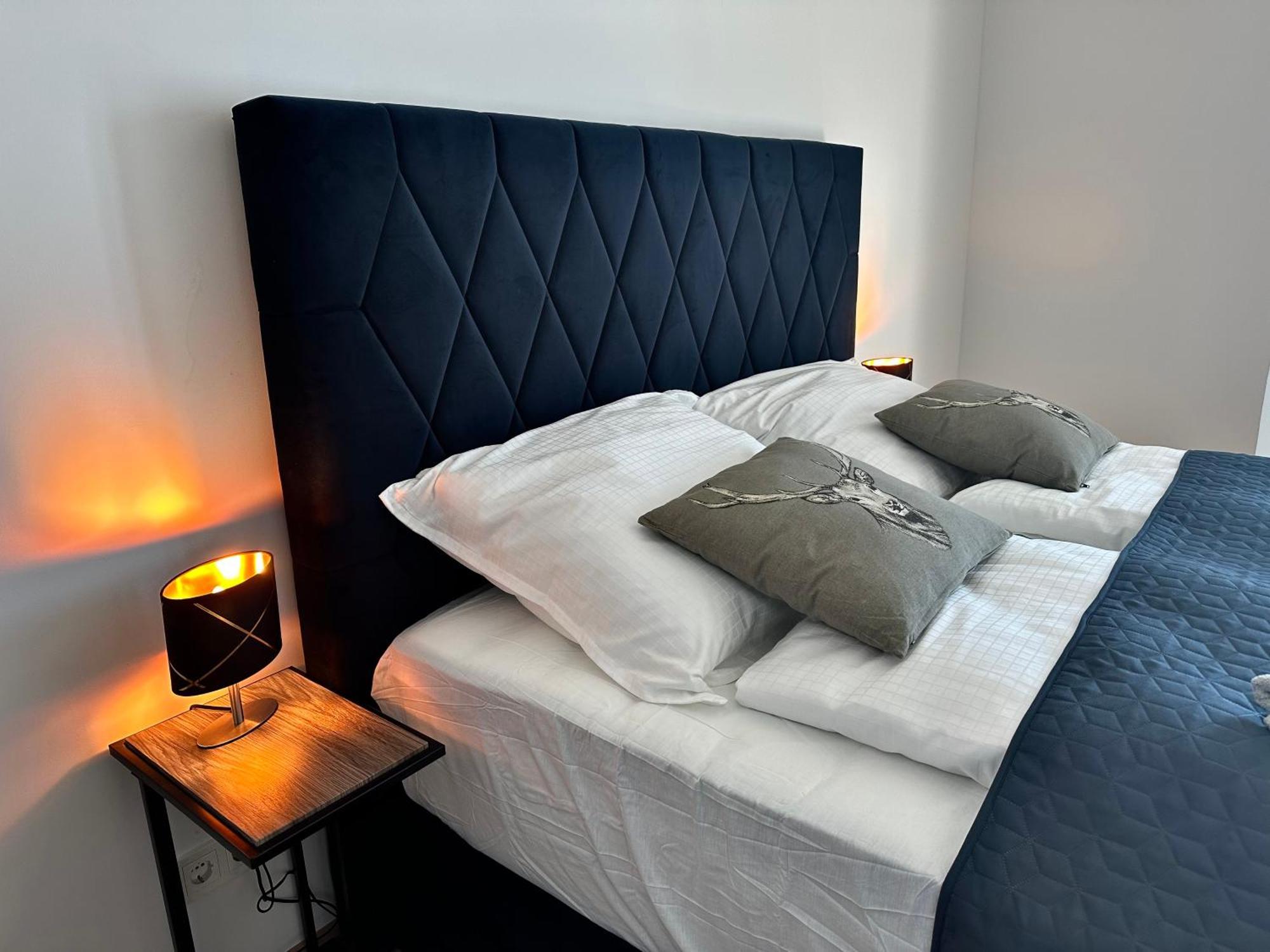 Panorama Sky Apartment I Rooftop Pool I Metro Station Vienna Esterno foto