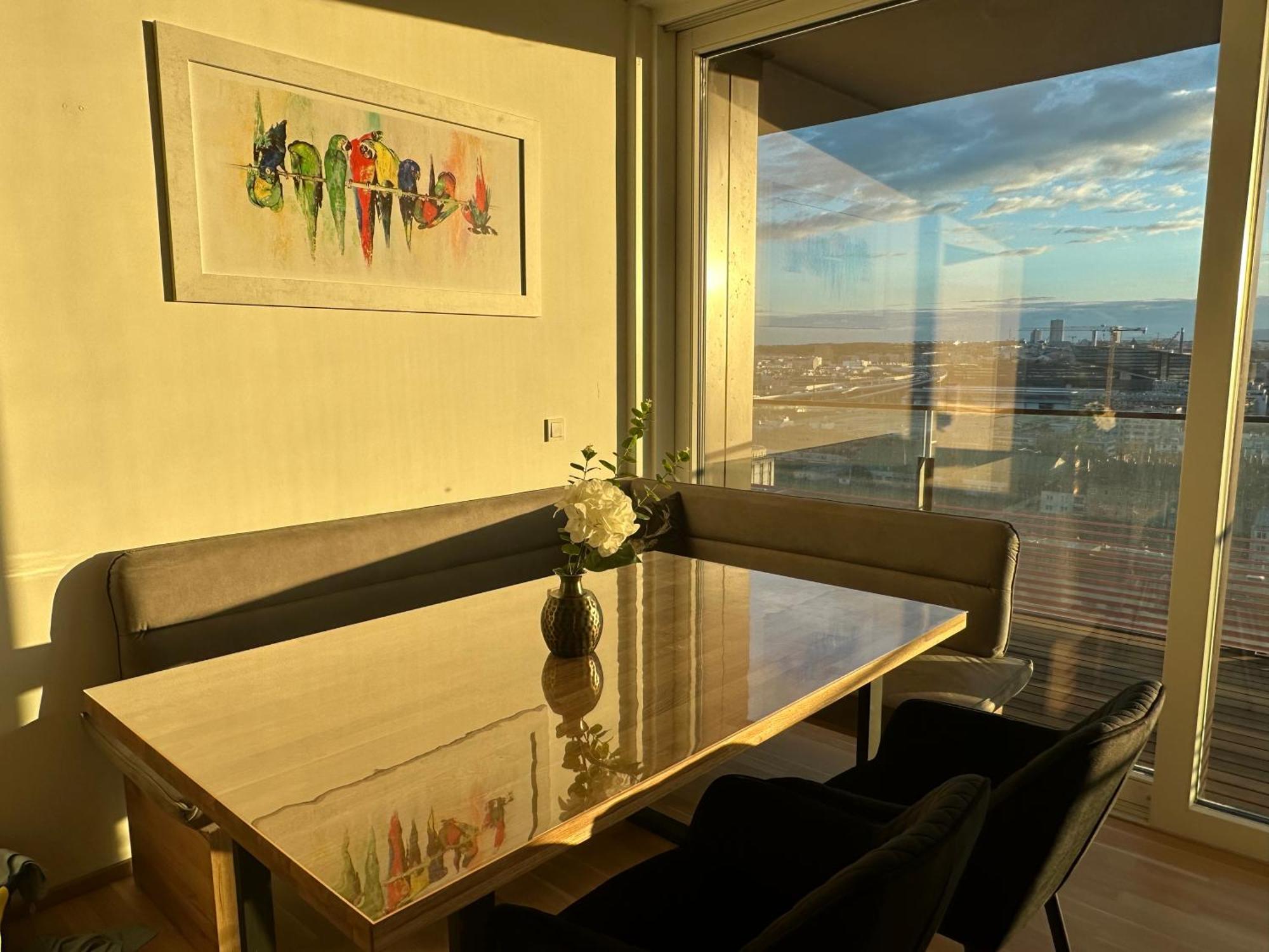 Panorama Sky Apartment I Rooftop Pool I Metro Station Vienna Esterno foto