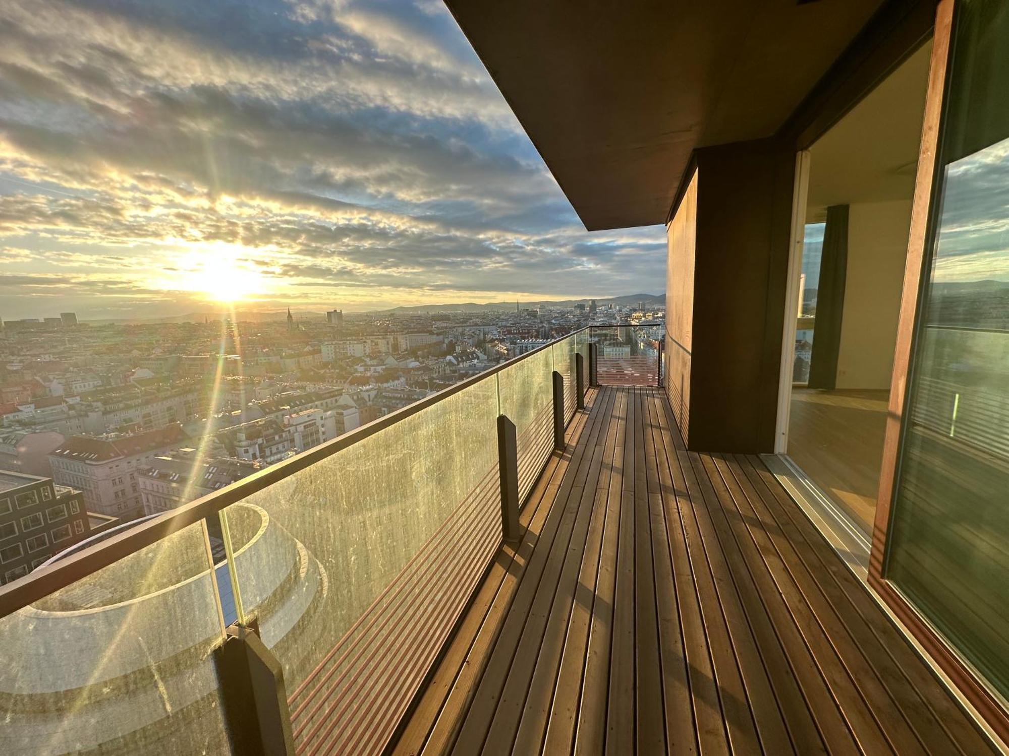 Panorama Sky Apartment I Rooftop Pool I Metro Station Vienna Esterno foto