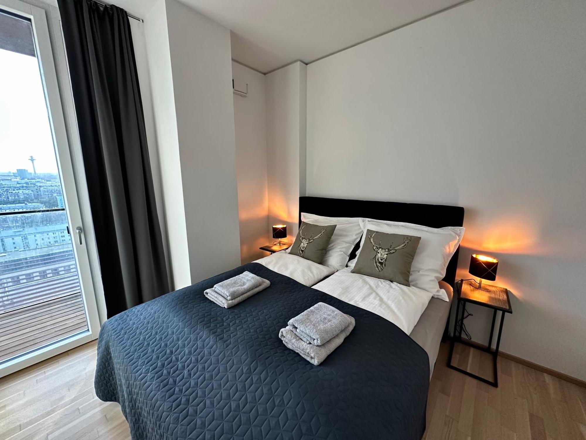 Panorama Sky Apartment I Rooftop Pool I Metro Station Vienna Esterno foto