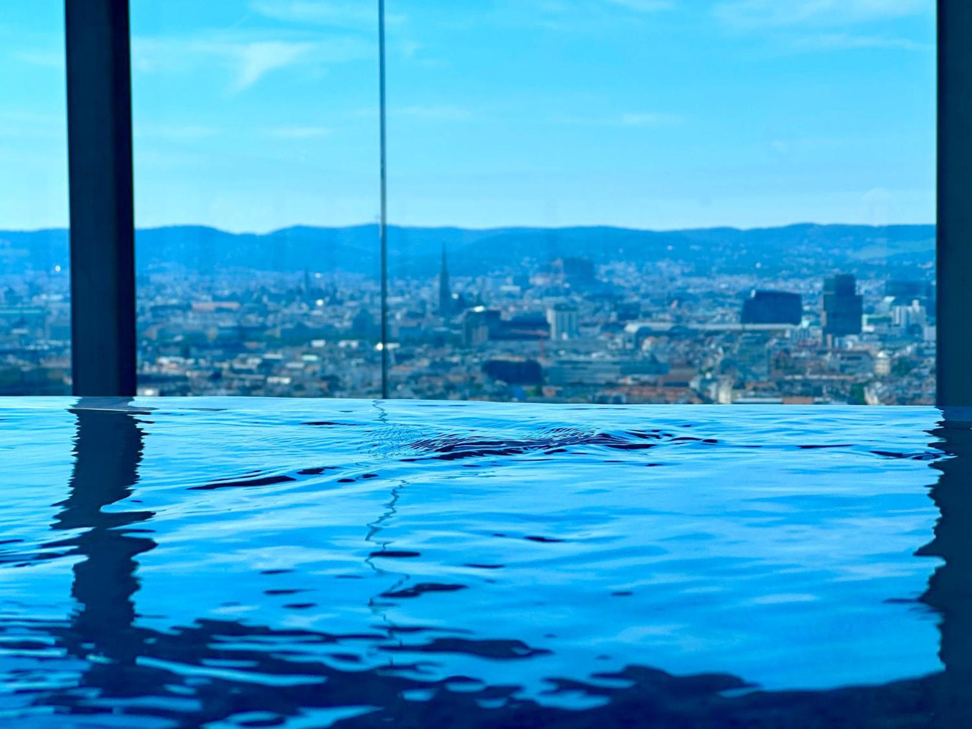 Panorama Sky Apartment I Rooftop Pool I Metro Station Vienna Esterno foto